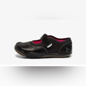 NWOB PLAE Emme Kid’s Sporty Jane Shoes | Size 3
